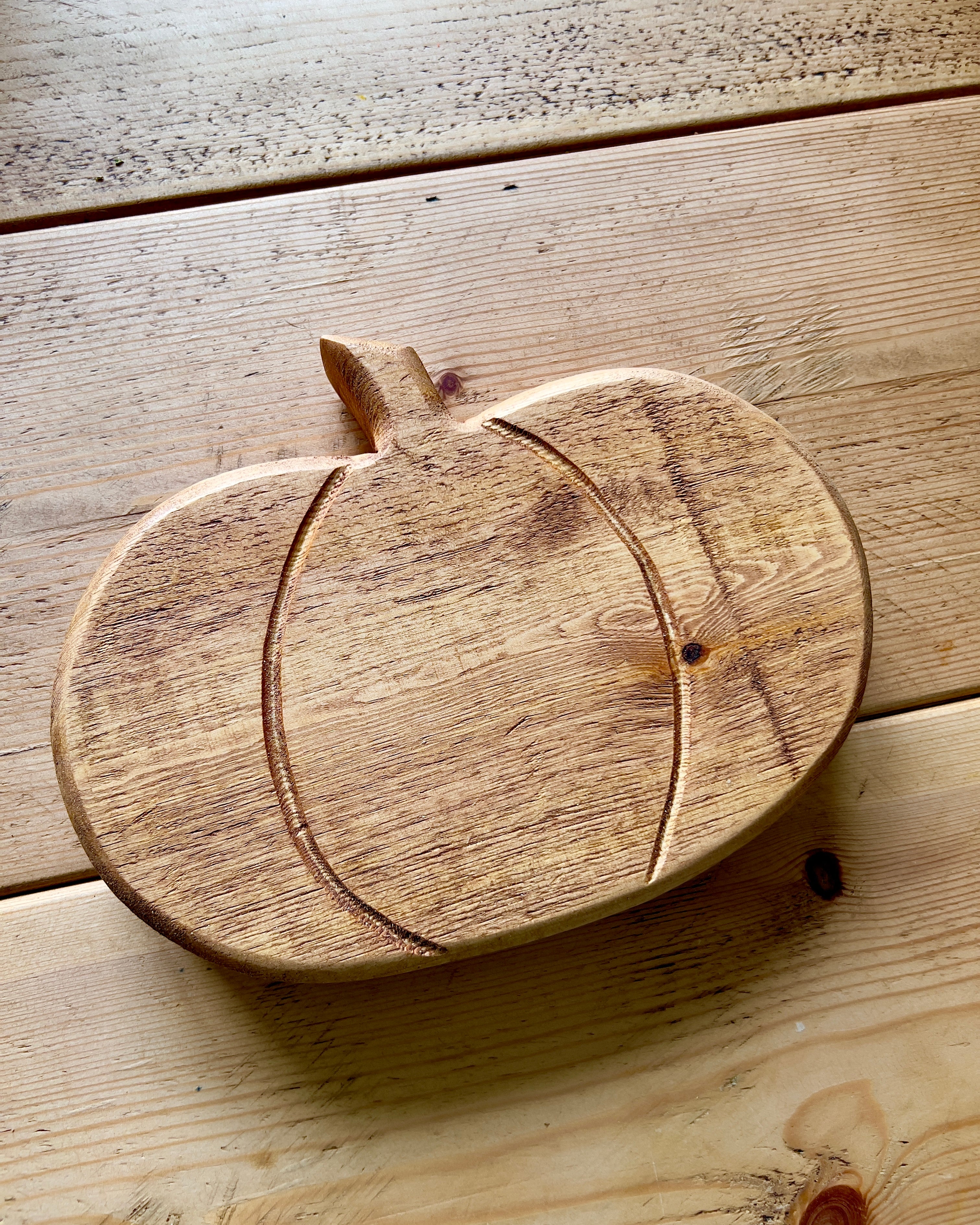 Wooden Pumpkin - Medium Oak