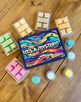 Wax melt mystery box with over 40% in bonus value. You get 5 Teddy Clamshell wax melts and 5 Teddy Pots for £25